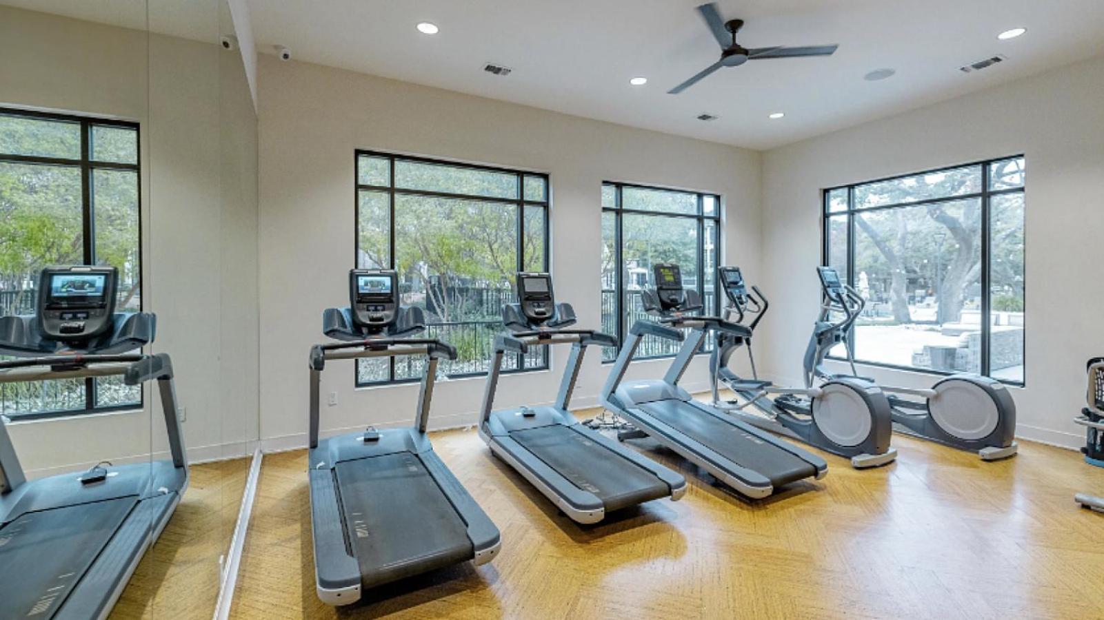 Landing At Preserve At Rolling Oaks - 1 Bedroom In Rolling Oaks Austin Exterior photo